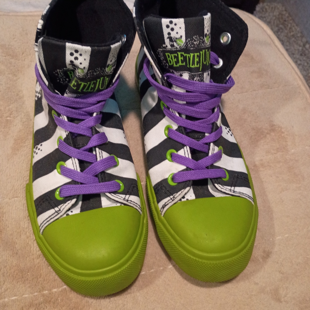 Kids High-Top Sneakers - Green and Black